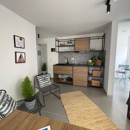 Vela Apartaments 4 ซารานเดอ ภายนอก รูปภาพ